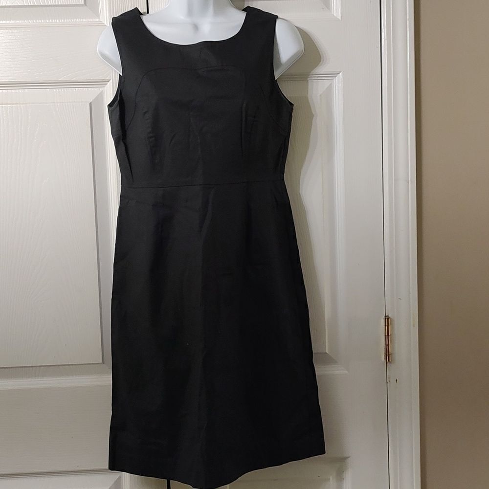 Banana Republic Factory black casual sleeveless dress Sz 4 EUC